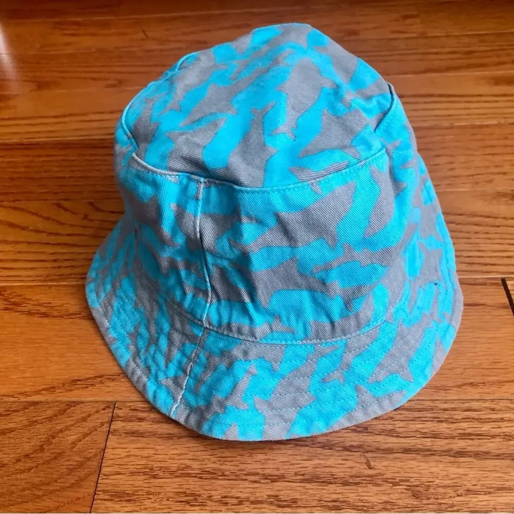 GAP BABY Toddler Organic Cotton Reversible Blue Whale Print Bucket Hat